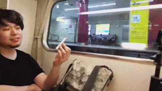 Reckful - Japan (testing iphone vs samsung)